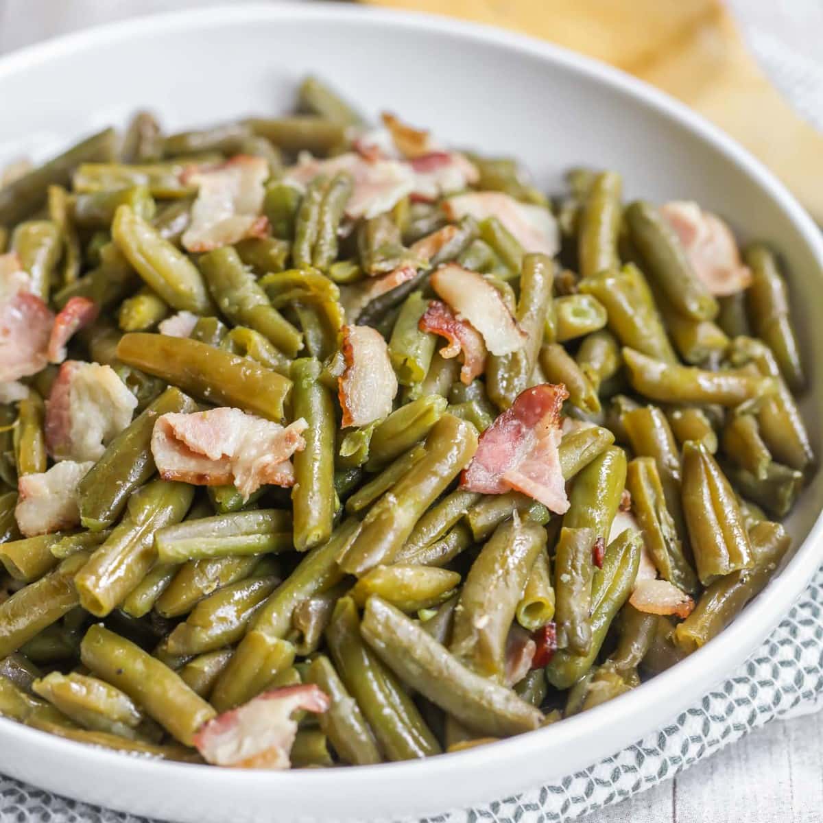 Easy Delicious Crock-Pot Green Beans and Bacon » Art in the Kitchen